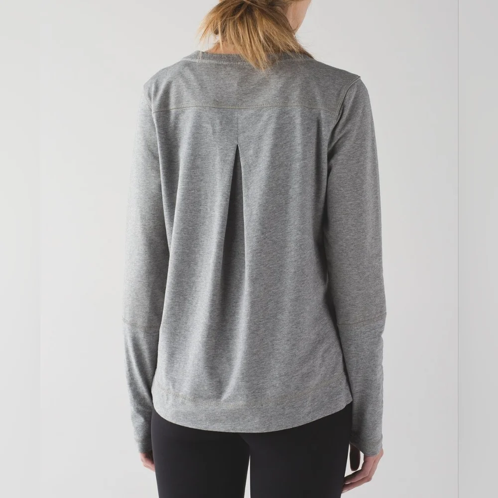 Lululemon Belle Wrap - Picture 2 of 5